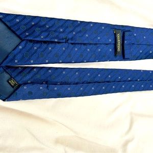 Valentino Tie